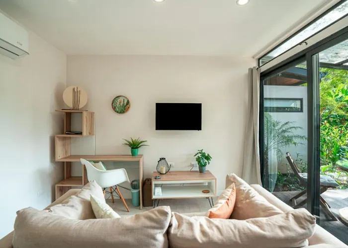 Lnq Peaceful 1br Casita With Private Deck Near Tama Сasa de vacaciones *